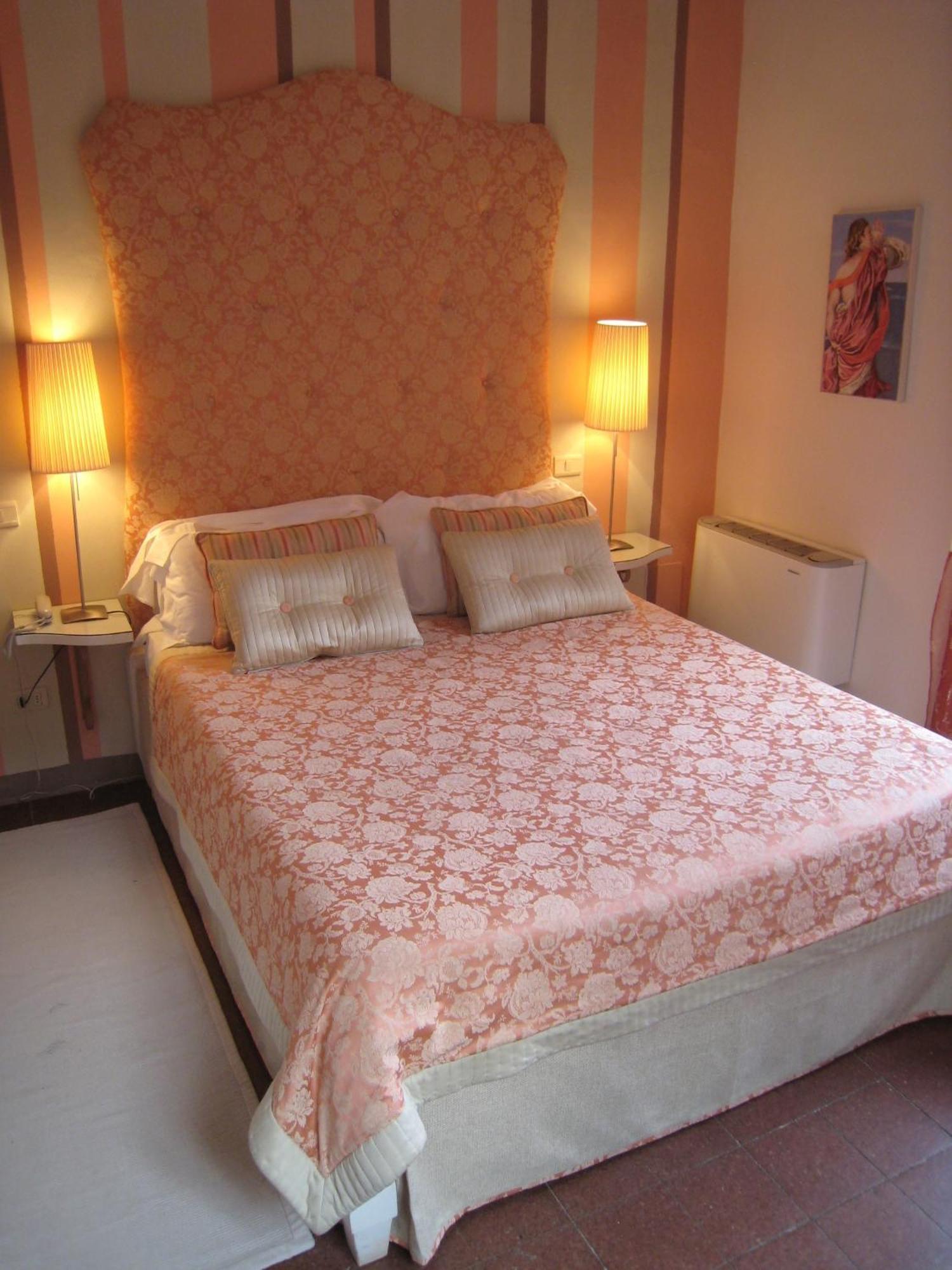 Fontelunga Hotel & Villas Pozzo  Bagian luar foto